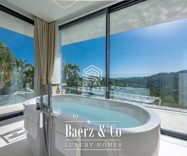 photo 12 Beautiful luxury home in Roca Llisa